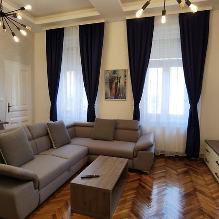 Zen Apartments Oradea Extérieur photo